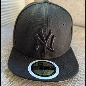 NY Yankees hat size 6 3/8